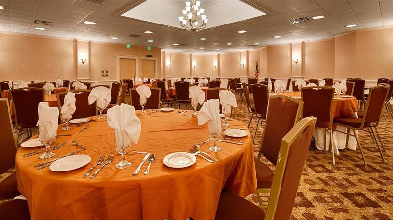 The Inn At Cobleskill Exterior photo