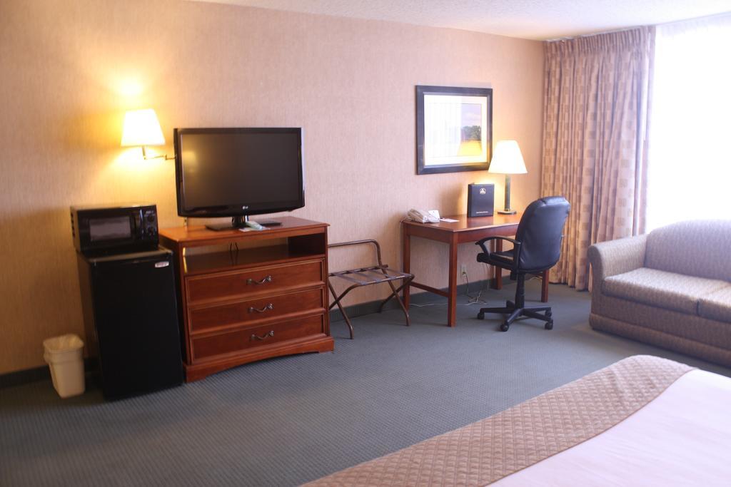 The Inn At Cobleskill Room photo