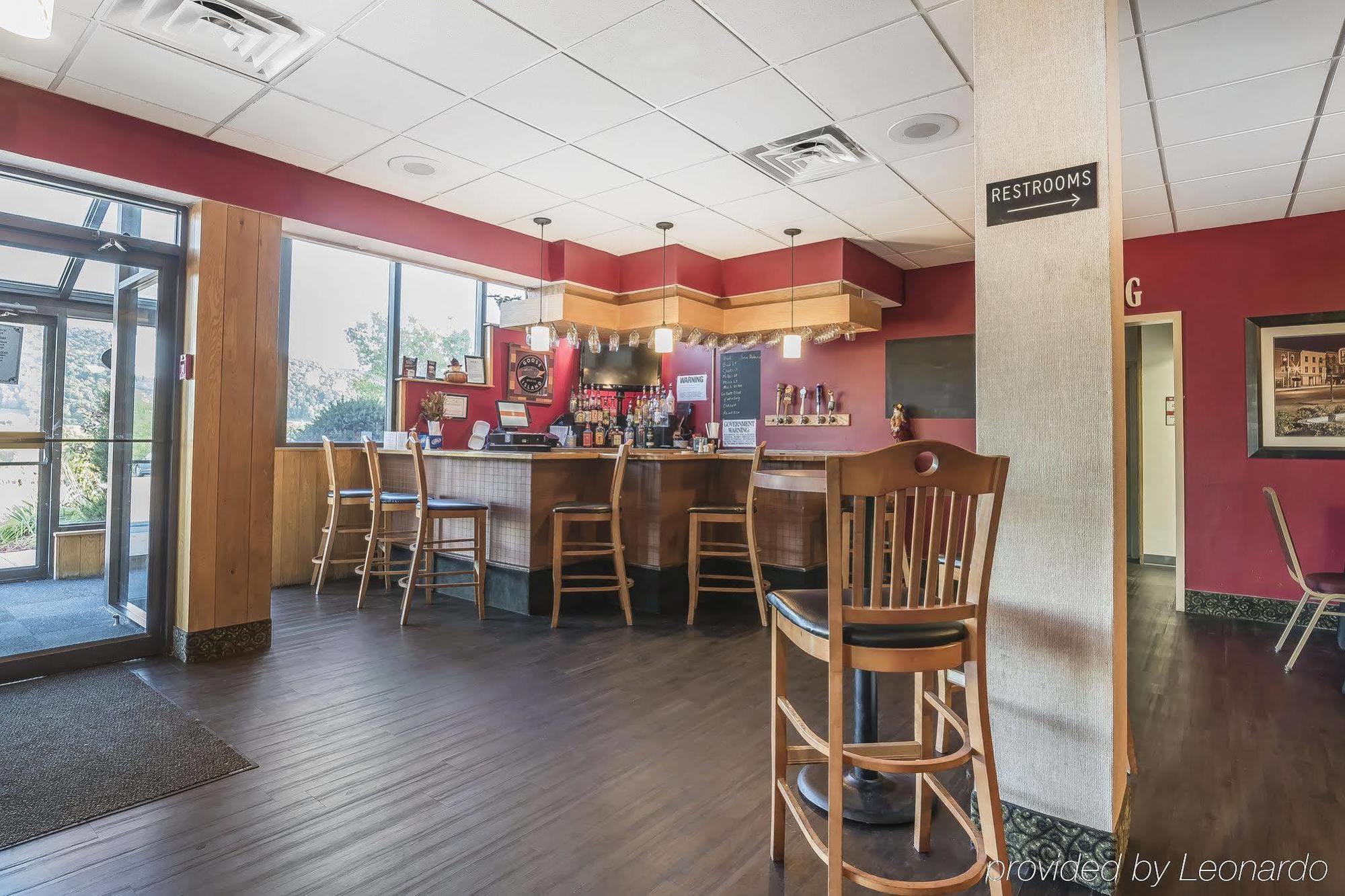 The Inn At Cobleskill Exterior photo