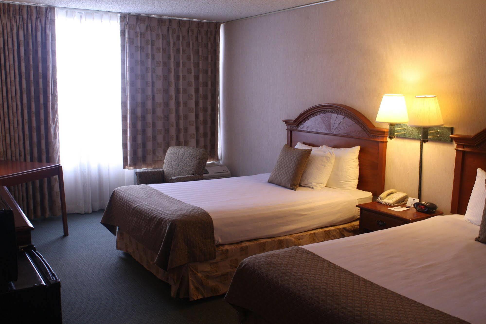 The Inn At Cobleskill Exterior photo